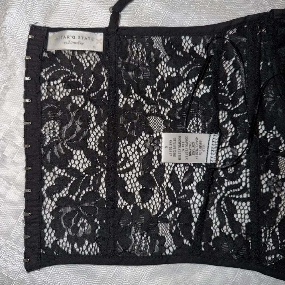 Altar'd State Lace Bustier Corset Top Black Lingerie Size S Goth 90s Y2K Vampy